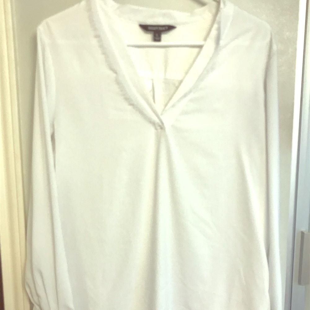 Girly white dress shirt